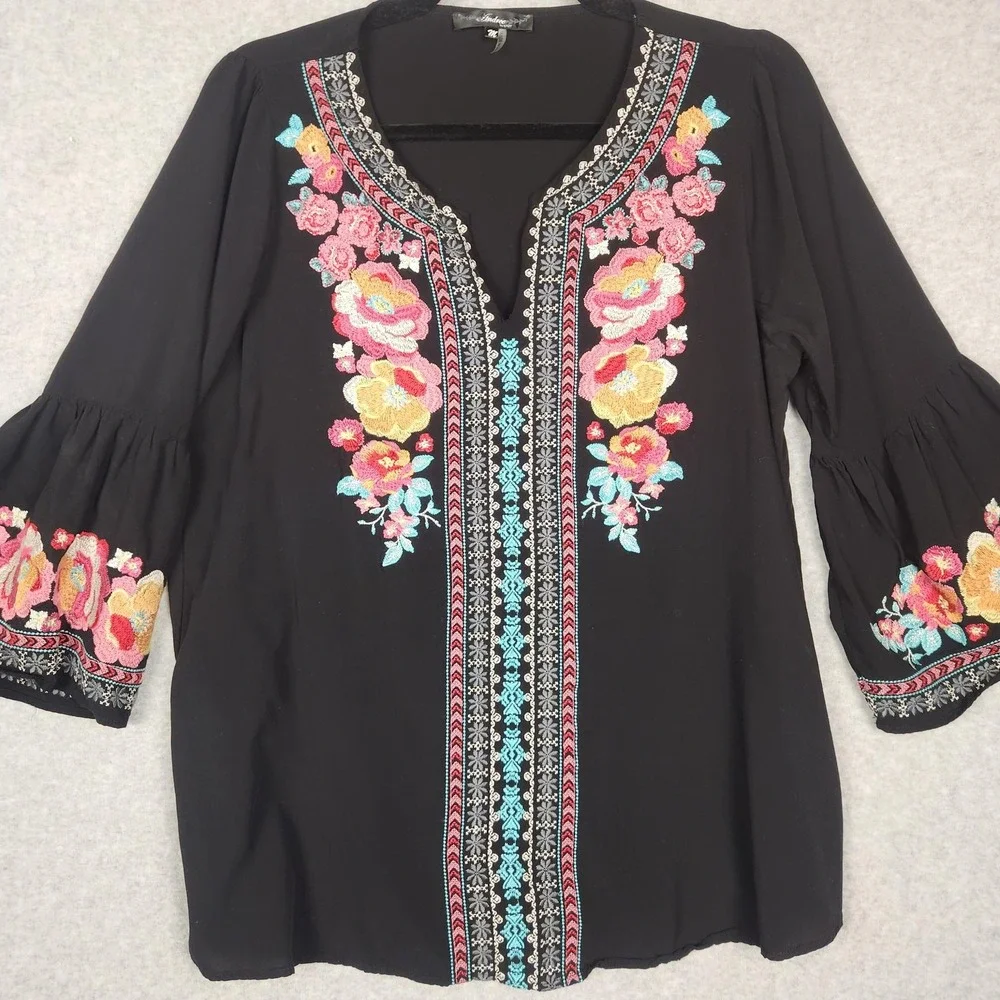 Andree by‎ Unit Blouse Womens Medium Black Embroidered Floral Boho Peasant Top - Picture 6 of 12